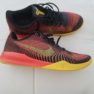 Kobe Mamba Instinct Mens Basketball Shoe
